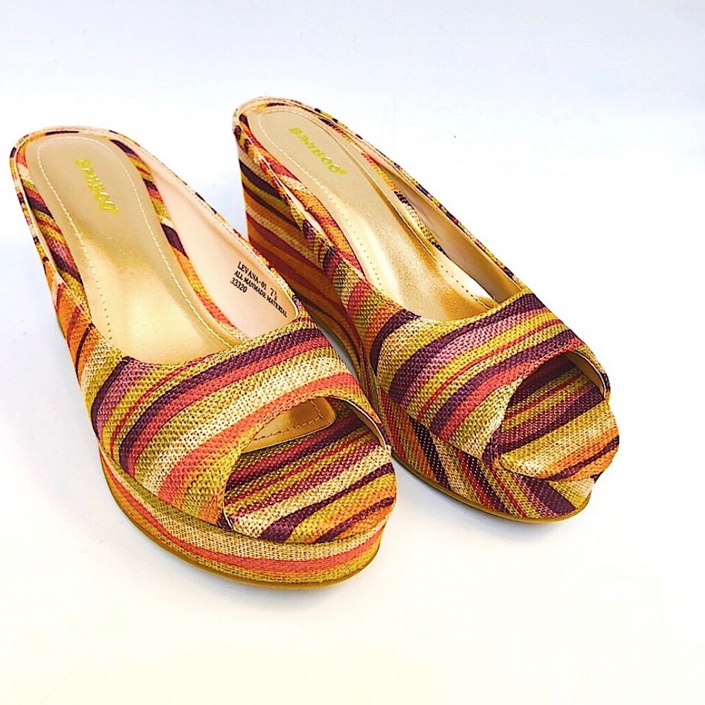 Multi Color Wedge